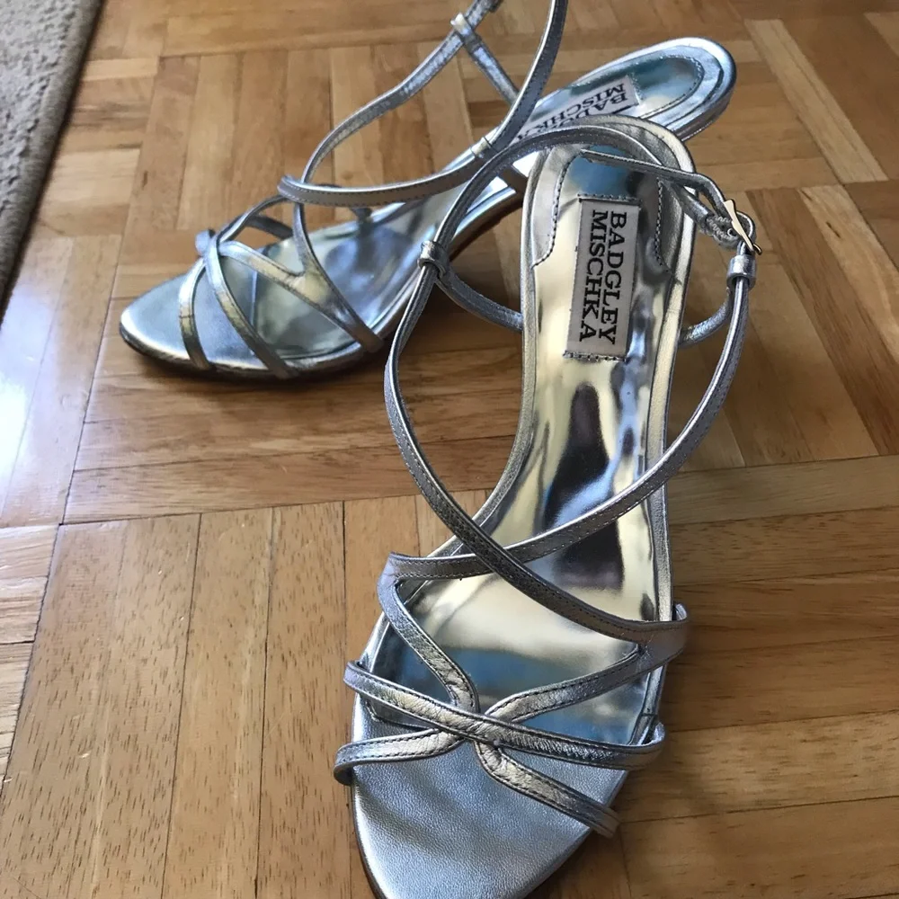 Badgley Mischka Silver Dress Sandals Heels Ava II - Picture 4 of 6
